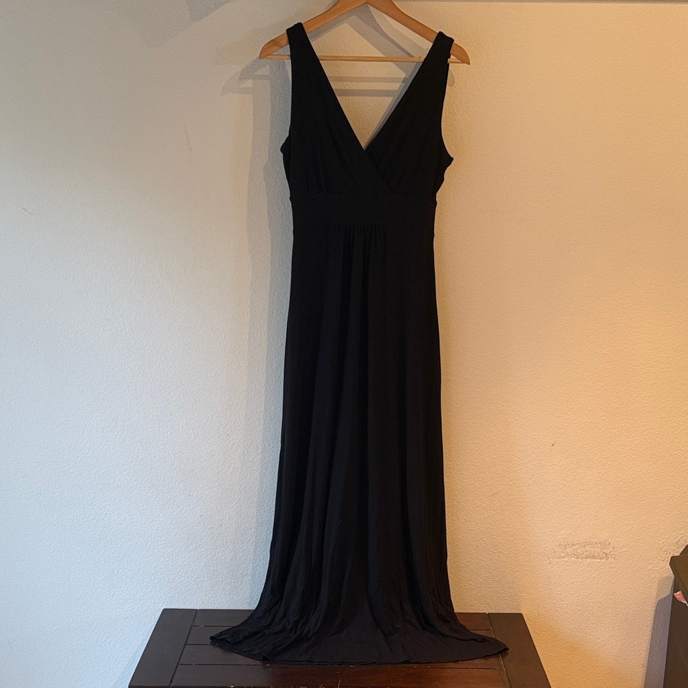 Willi Smith Empire Waist Cross Front Rayon Black Maxi Dress, Size M, Stretch